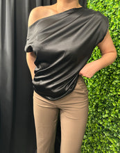 Load image into Gallery viewer, &quot;SELINA&quot; SATIN BLOUSE (BLACK)
