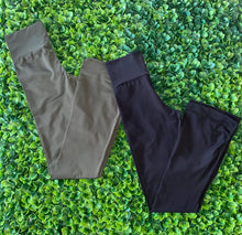 Load image into Gallery viewer, &quot;JET SET&quot; FLARE YOGA PANTS (OLIVE)
